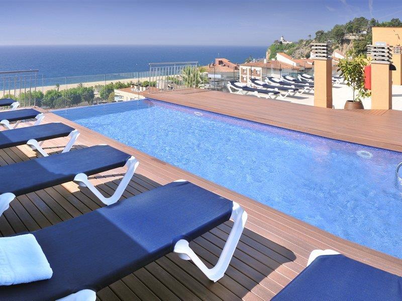 Checkin Catalonia Hotel Calella Exterior photo